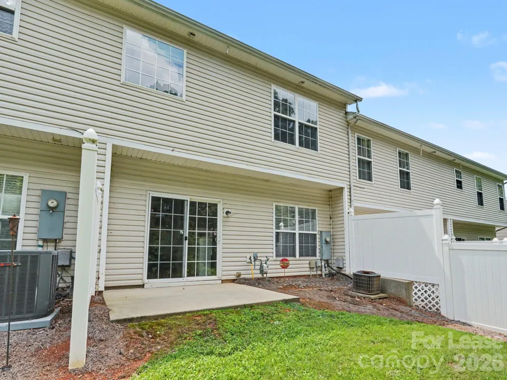 12411 Stratfield Place Circle Pineville, NC 28134