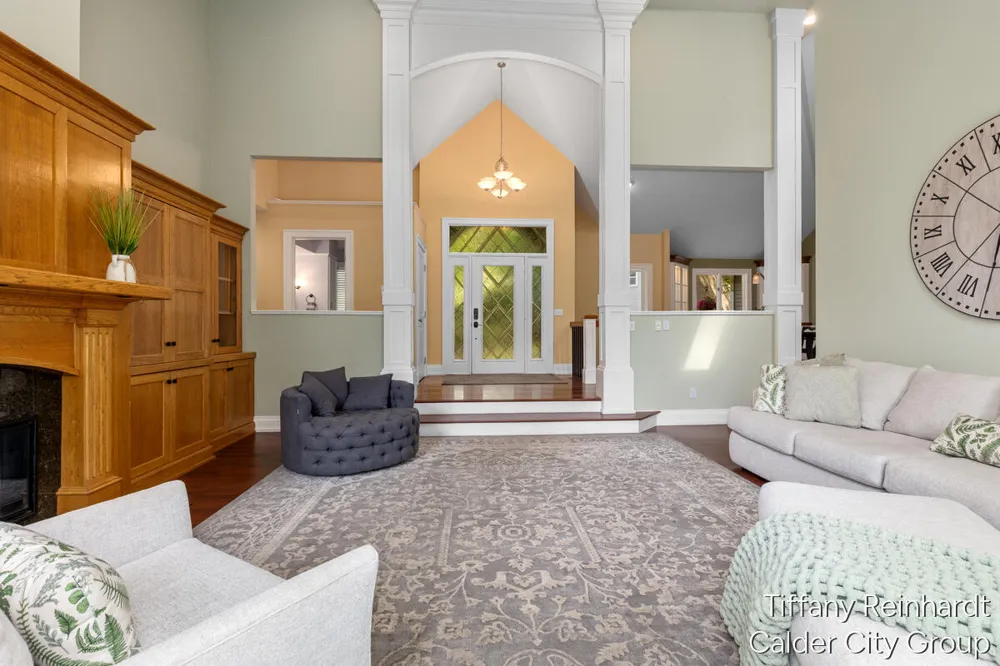 2760 Tyler Trail SE Lowell, MI 49331