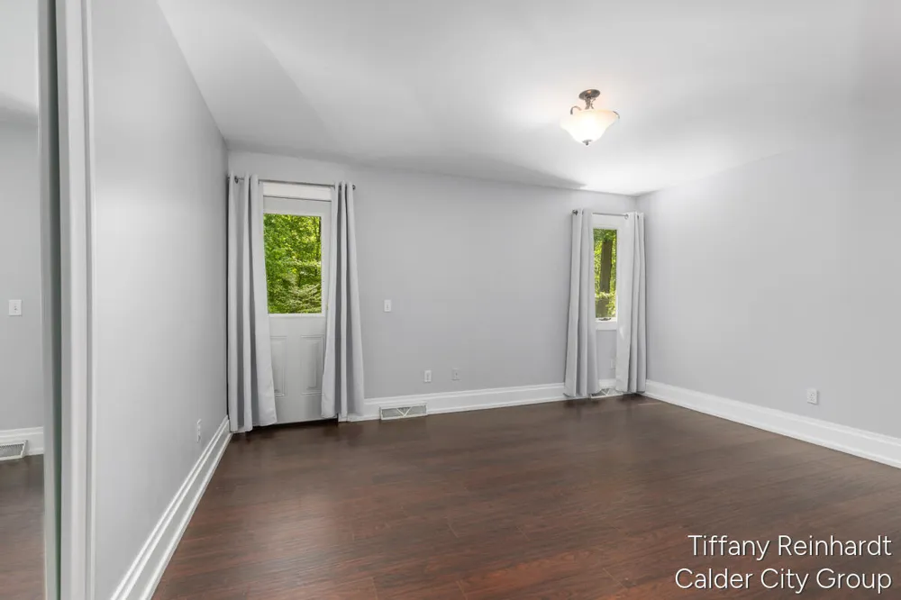 2760 Tyler Trail SE Lowell, MI 49331