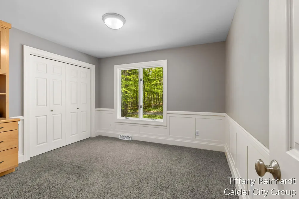 2760 Tyler Trail SE Lowell, MI 49331