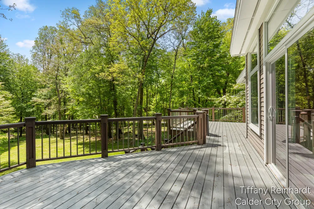 2760 Tyler Trail SE Lowell, MI 49331