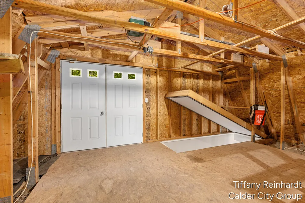2760 Tyler Trail SE Lowell, MI 49331