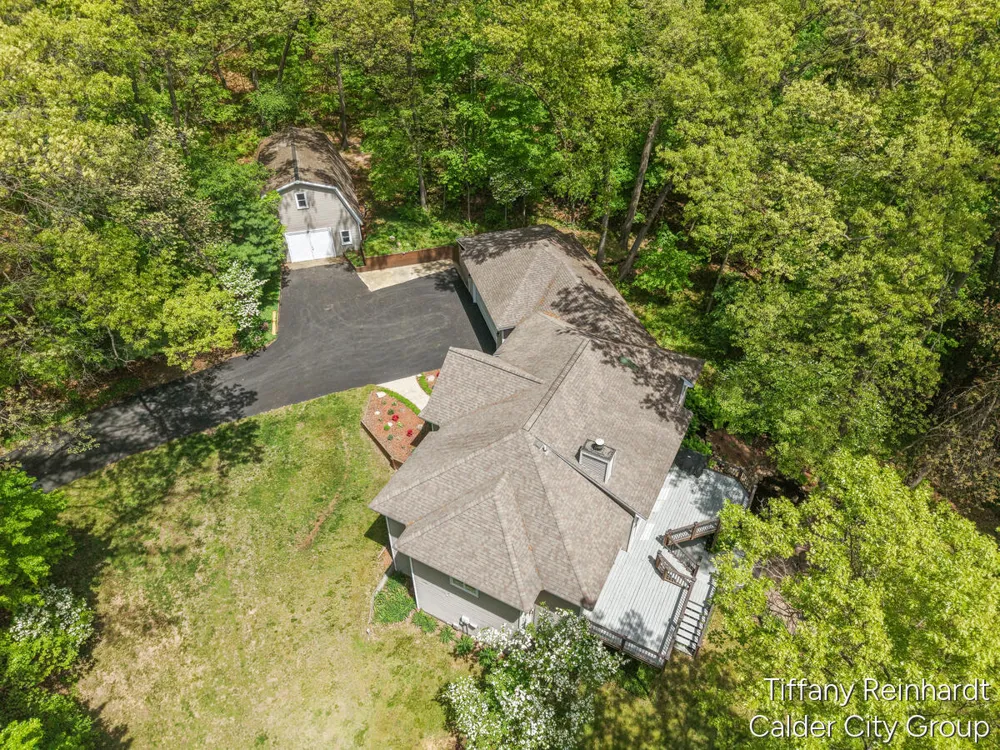 2760 Tyler Trail SE Lowell, MI 49331