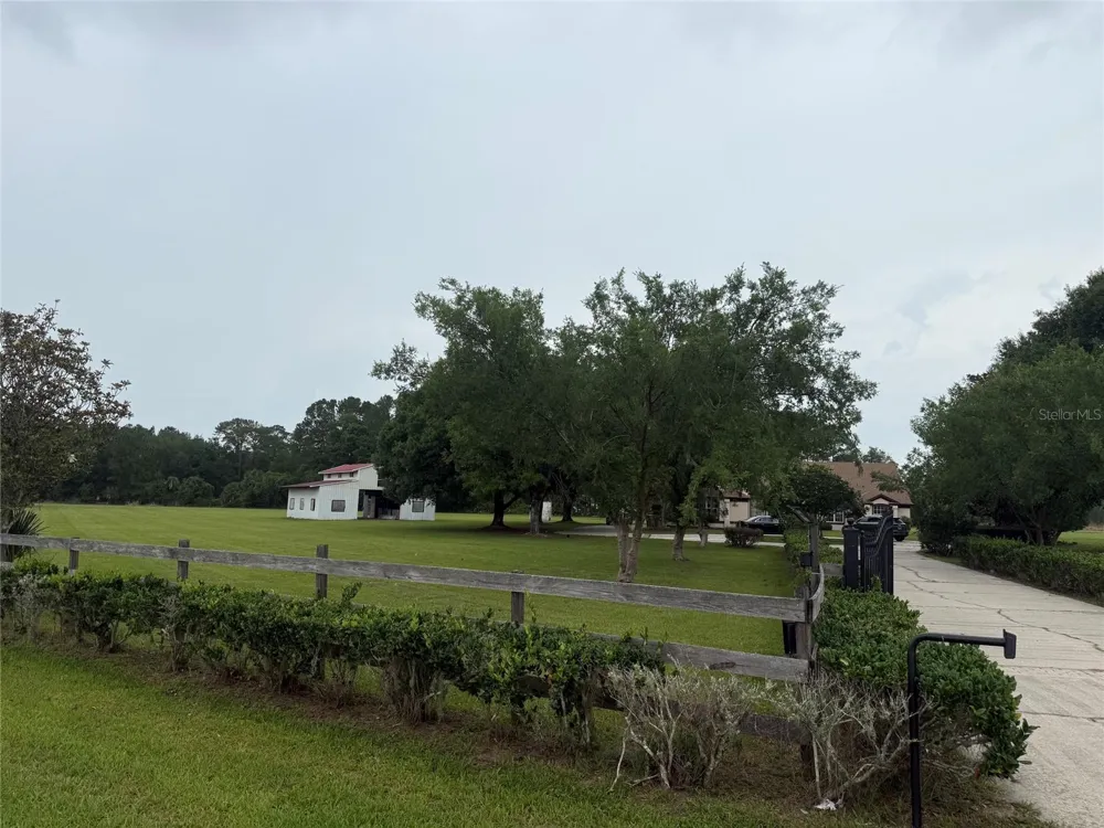 31405 BEAR POND DRIVE Sorrento, FL 32776