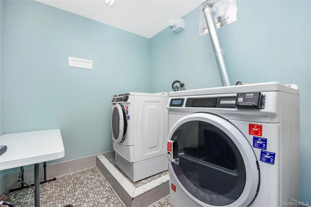 100 W Broadway #2DD Long Beach, NY 11561