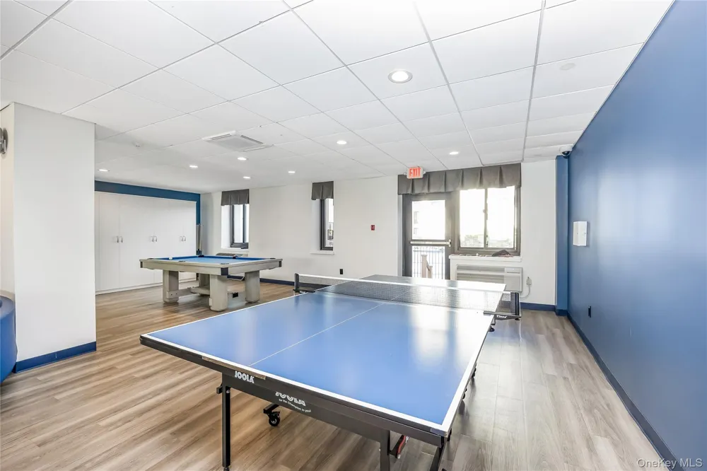 100 W Broadway #2DD Long Beach, NY 11561