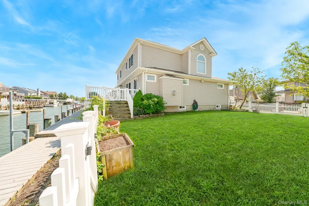 2683 Peconic Avenue Seaford, NY 11783