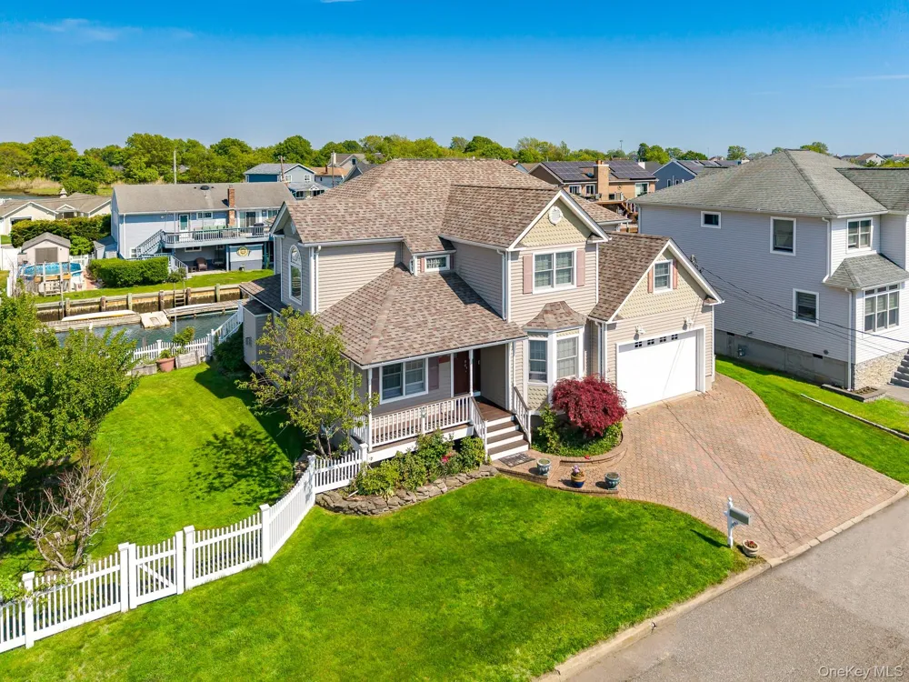 2683 Peconic Avenue Seaford, NY 11783