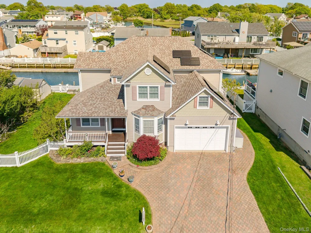 2683 Peconic Avenue Seaford, NY 11783