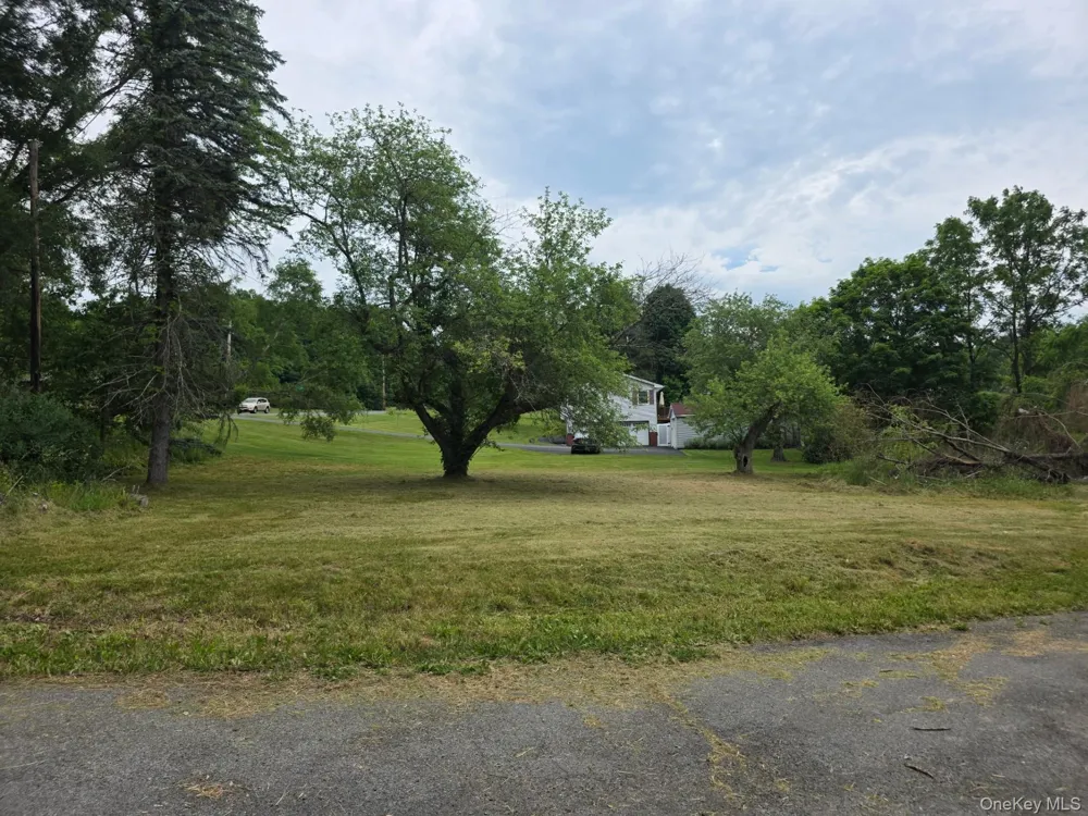 1425 State Route 32 Wallkill, NY 12589