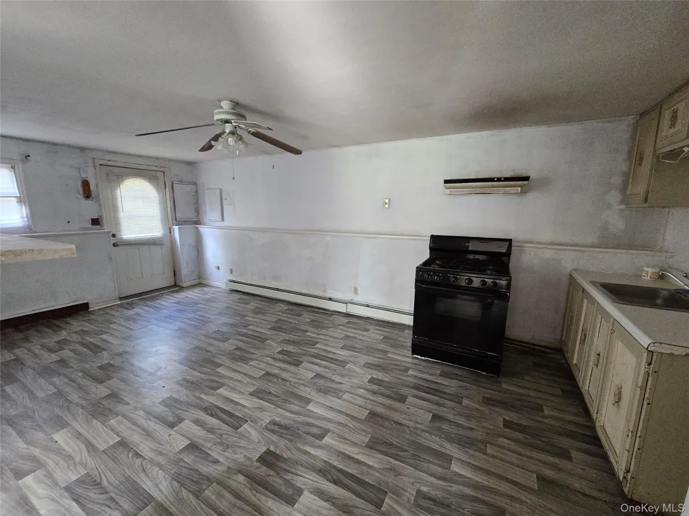 1425 State Route 32 Wallkill, NY 12589