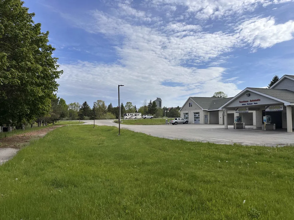 4220 E M 72 Acme Township, MI 49690
