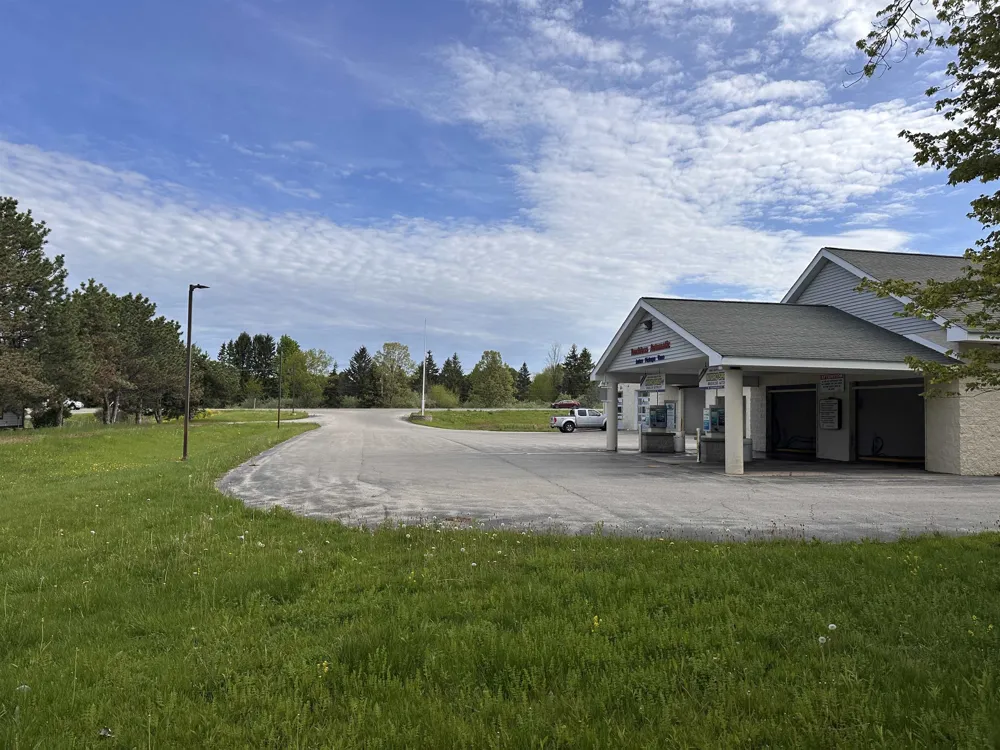 4220 E M 72 Acme Township, MI 49690