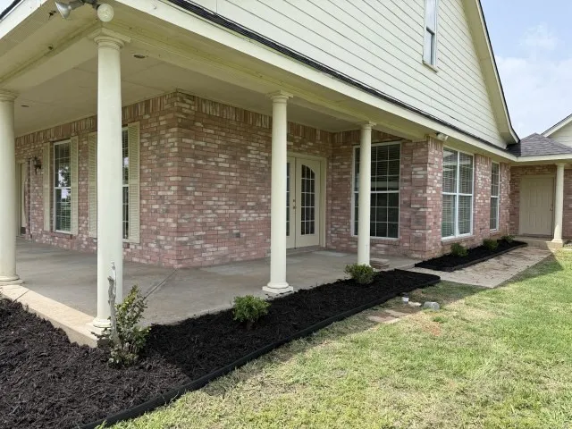 9652 County Road 4360 Frost, TX 76641