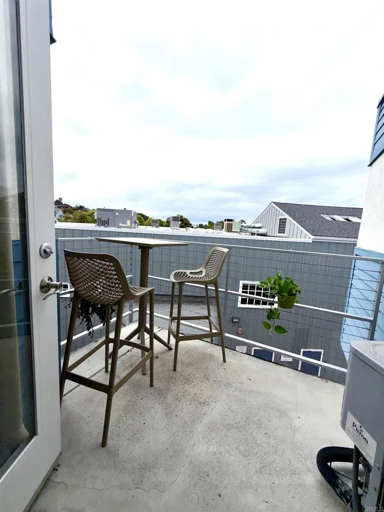 687 S Coast Highway 101 #308 Encinitas, CA 92024