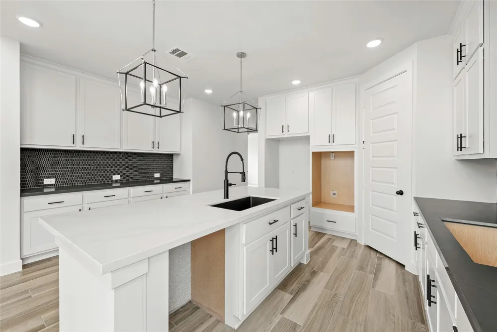 525 Buckaroo Drive Georgetown, TX 78633