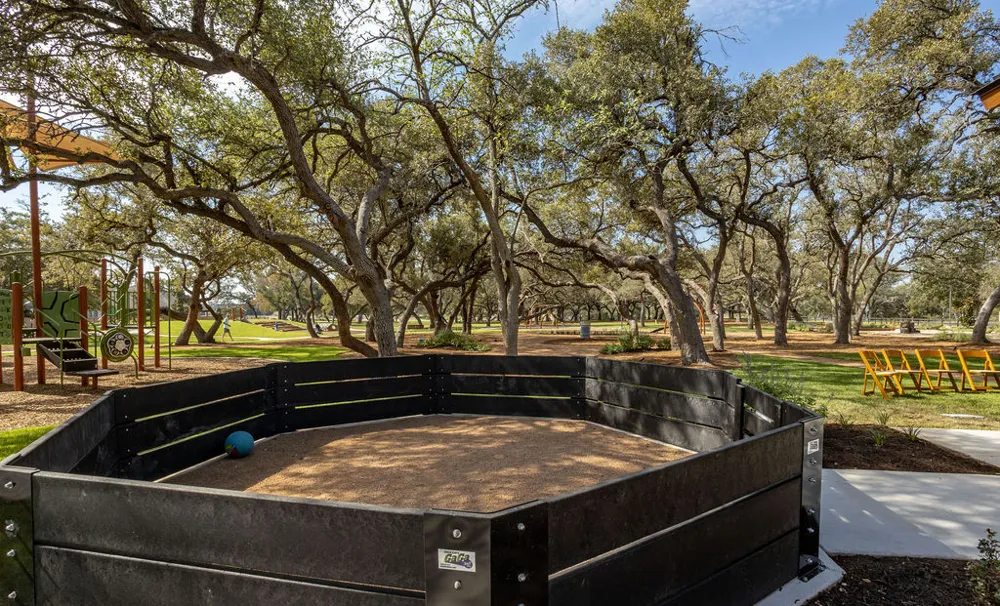 525 Buckaroo Drive Georgetown, TX 78633