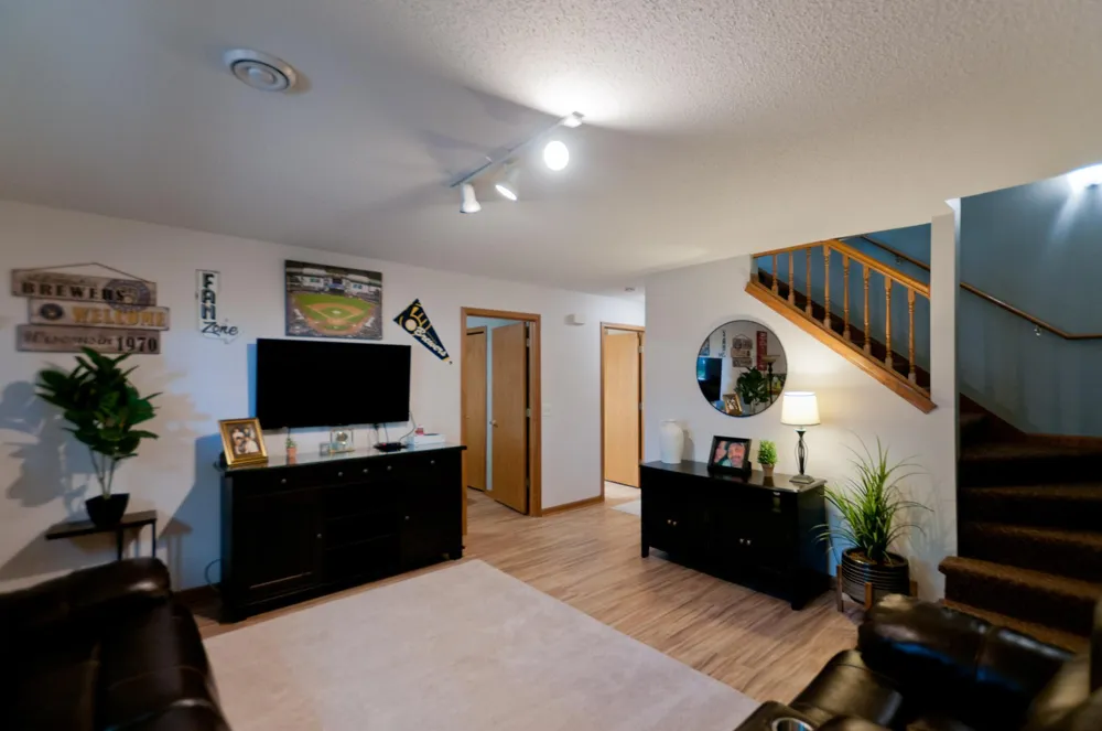 3417 Lever Street Eau Claire, WI 54701