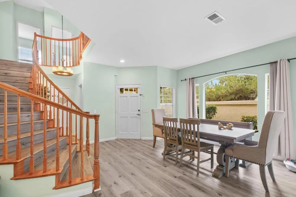 971 Somerset Ct. #F Chula Vista, CA 91915