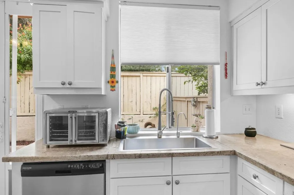 971 Somerset Ct. #F Chula Vista, CA 91915