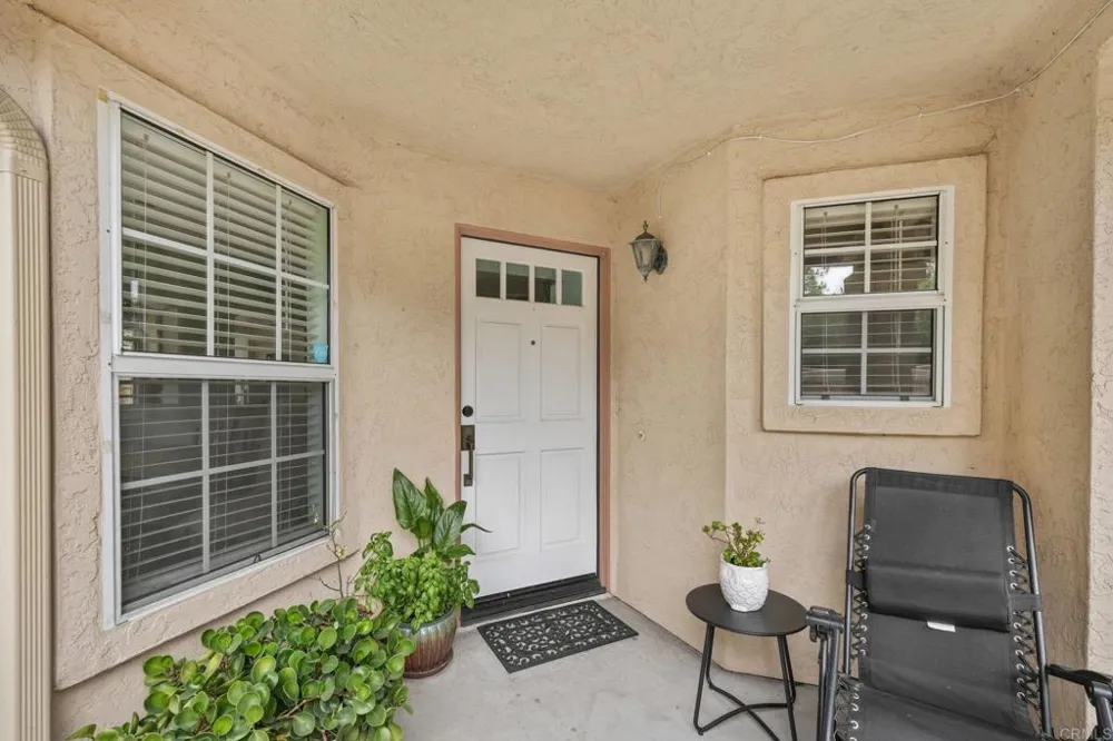 971 Somerset Ct. #F Chula Vista, CA 91915