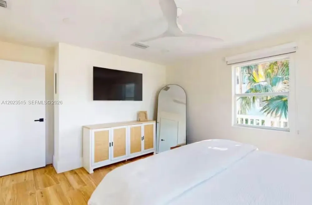 128 La Paloma Rd Key Largo, FL 33037