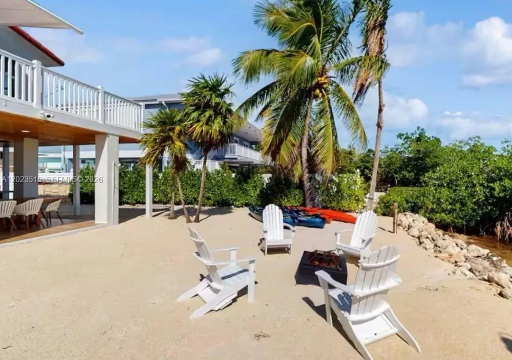 128 La Paloma Rd Key Largo, FL 33037
