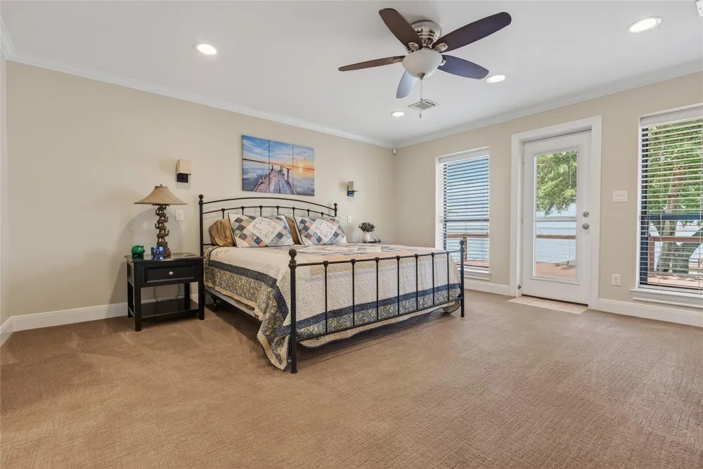 495 Wildwood Drive Onalaska, TX 77360