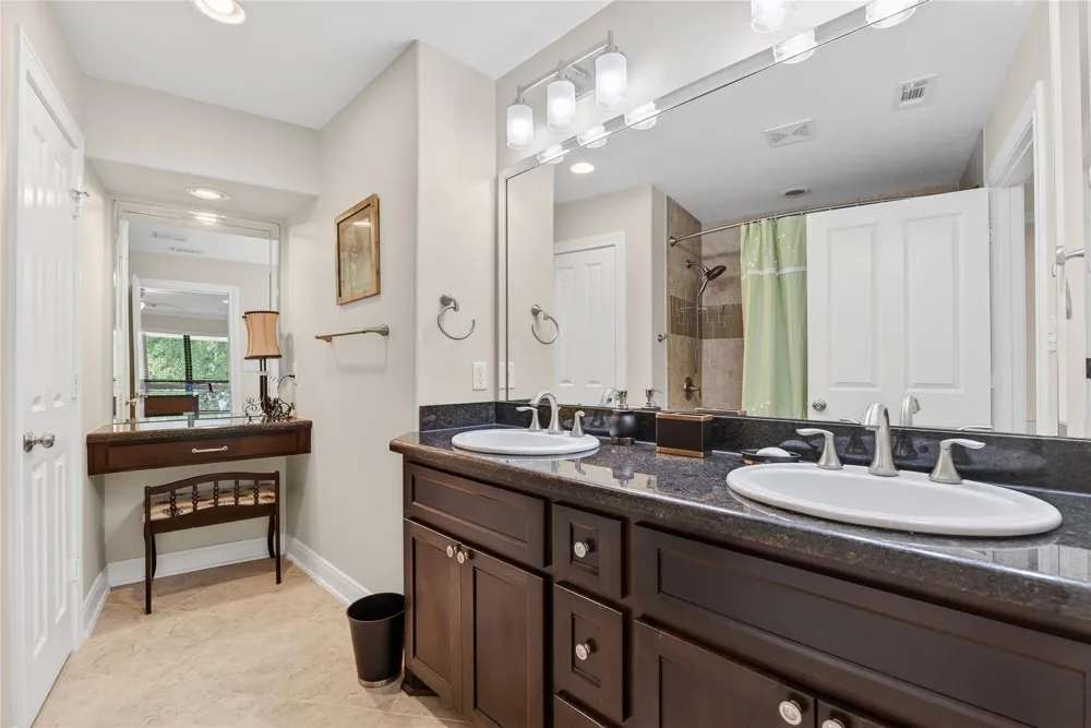 495 Wildwood Drive Onalaska, TX 77360