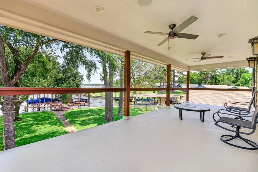 495 Wildwood Drive Onalaska, TX 77360