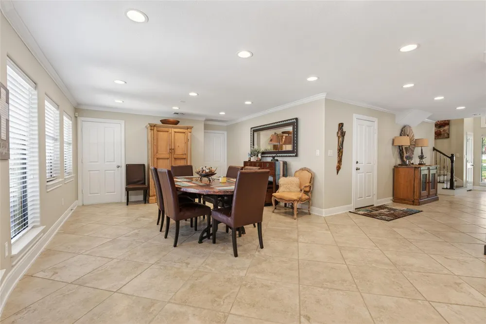 495 Wildwood Drive Onalaska, TX 77360