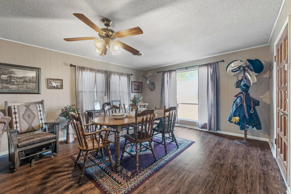 7450 E Highway 6 #3 De Leon, TX 76444