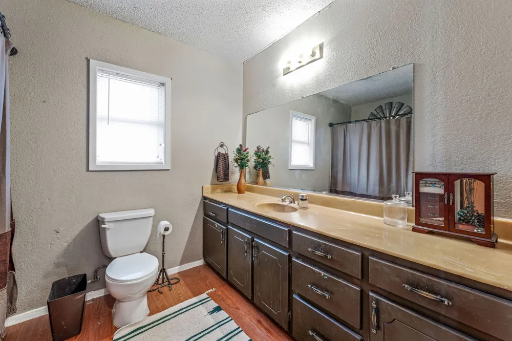 7450 E Highway 6 #3 De Leon, TX 76444