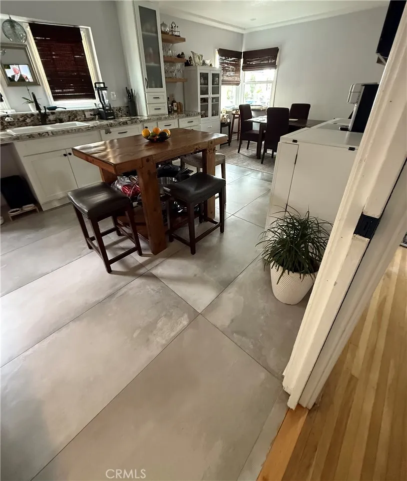 2647 Kansas South Gate, CA 90280
