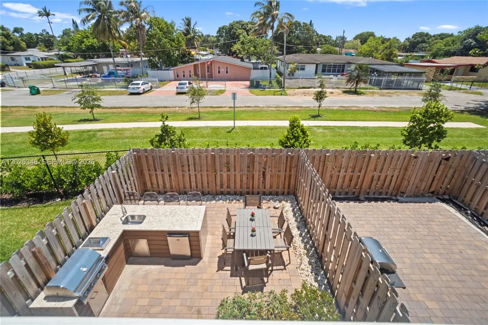12317 NW 23rd Ct Miami, FL 33167