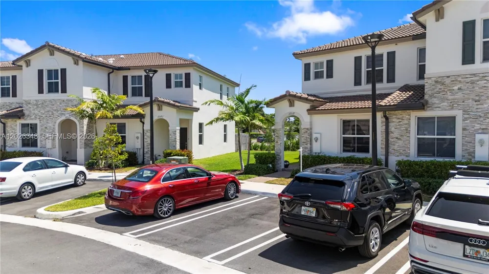 12317 NW 23rd Ct Miami, FL 33167