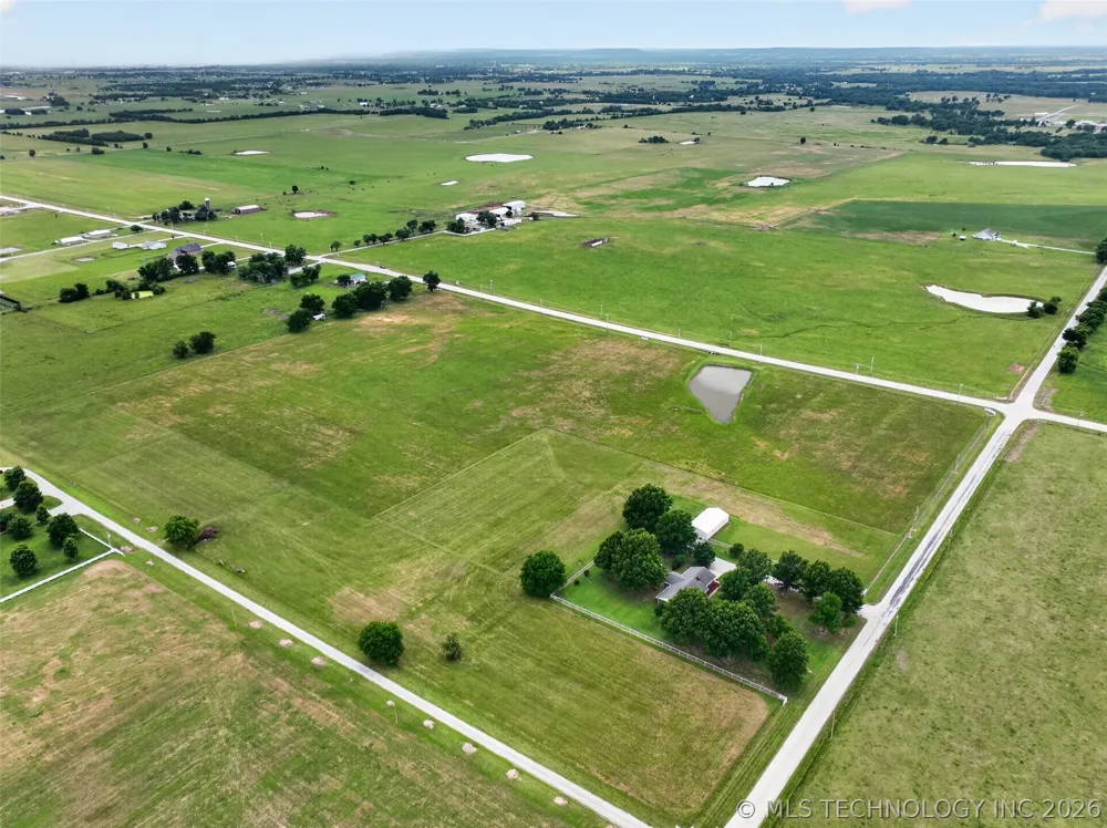 4350 ROAD Pryor, OK 74361