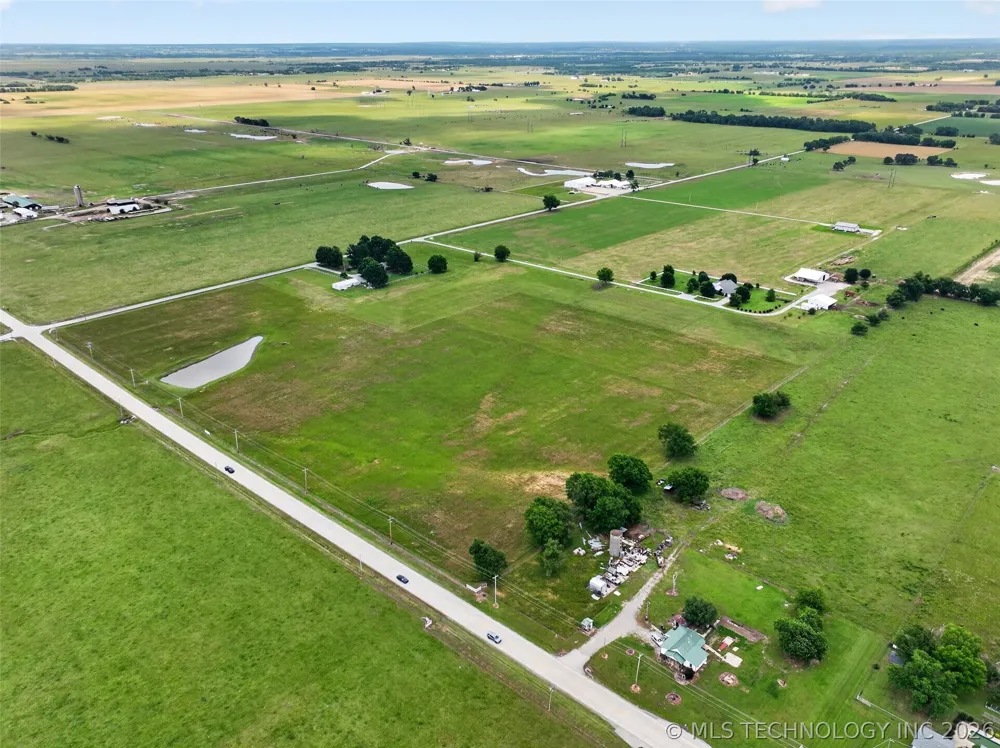 4350 ROAD Pryor, OK 74361