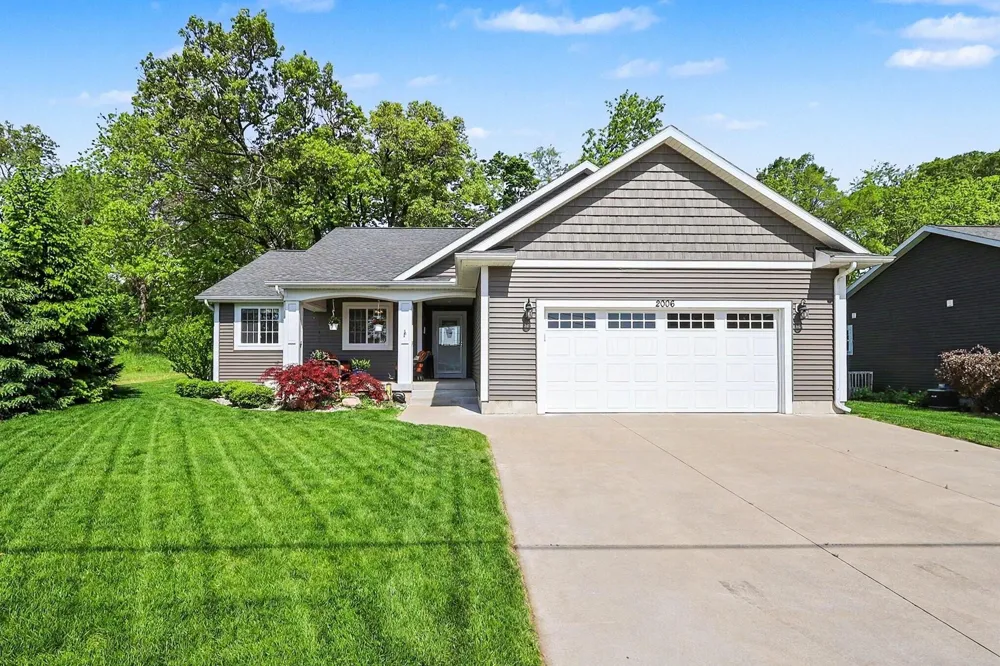 2006 Lake Avenue North Muskegon City, MI 49445
