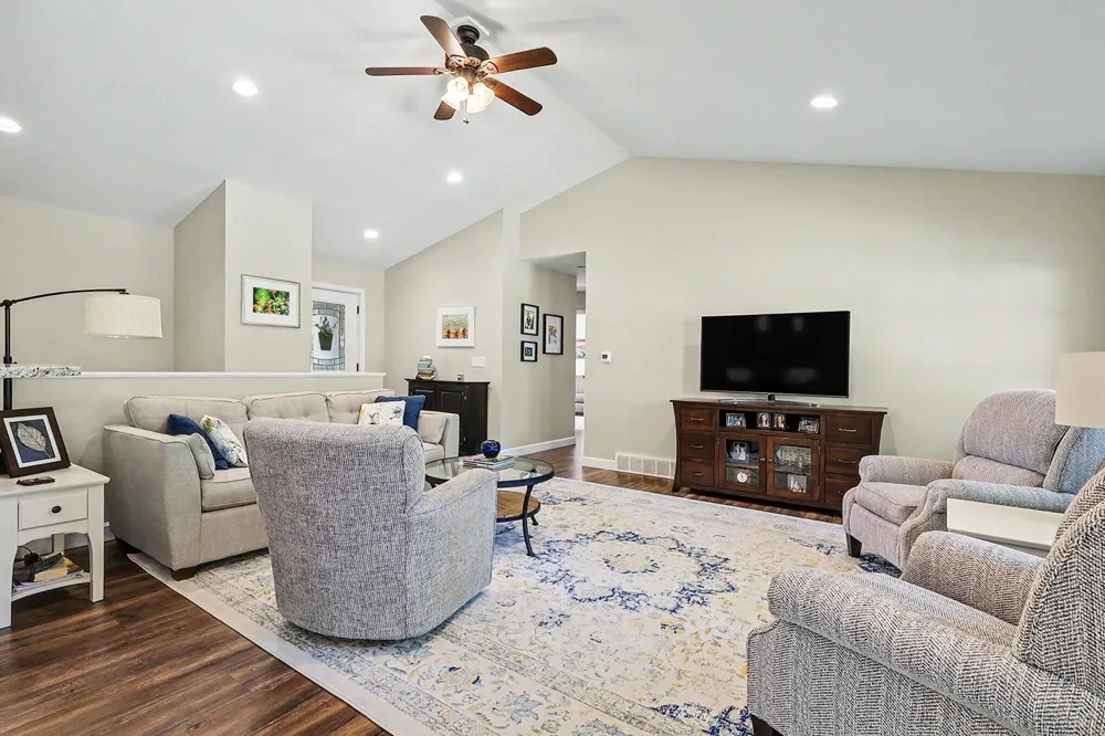 2006 Lake Avenue North Muskegon City, MI 49445