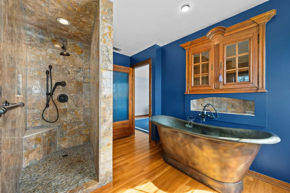 401 Crestview Drive Marble Falls, TX 78654
