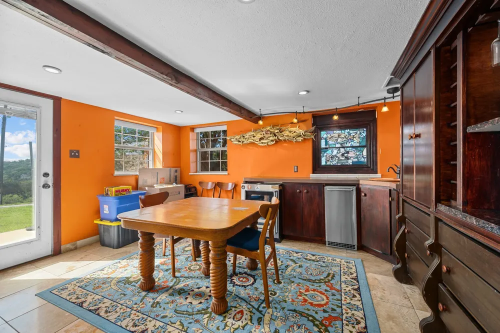 401 Crestview Drive Marble Falls, TX 78654