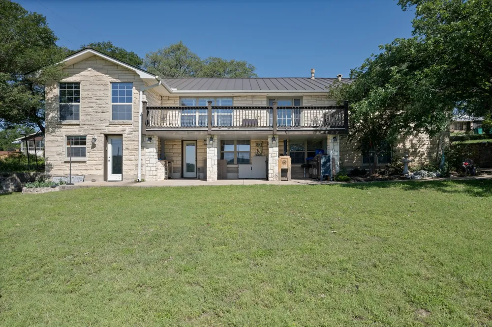 401 Crestview Drive Marble Falls, TX 78654