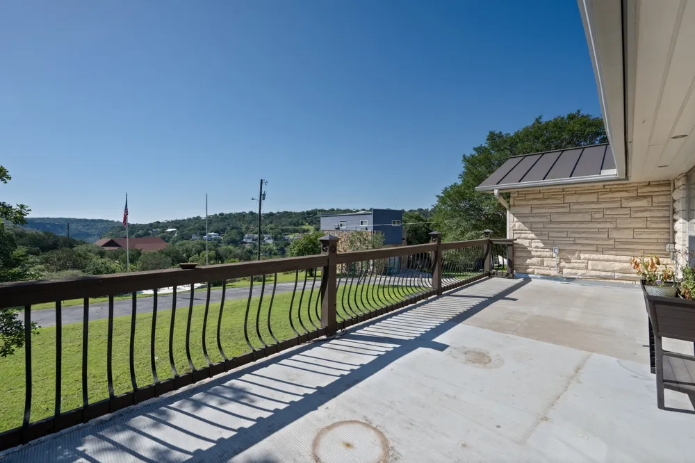 401 Crestview Drive Marble Falls, TX 78654