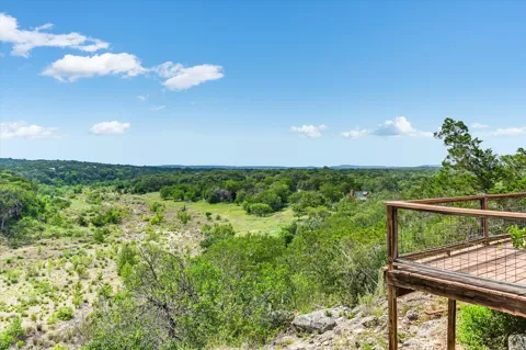 700 CLIFFSIDE ROAD