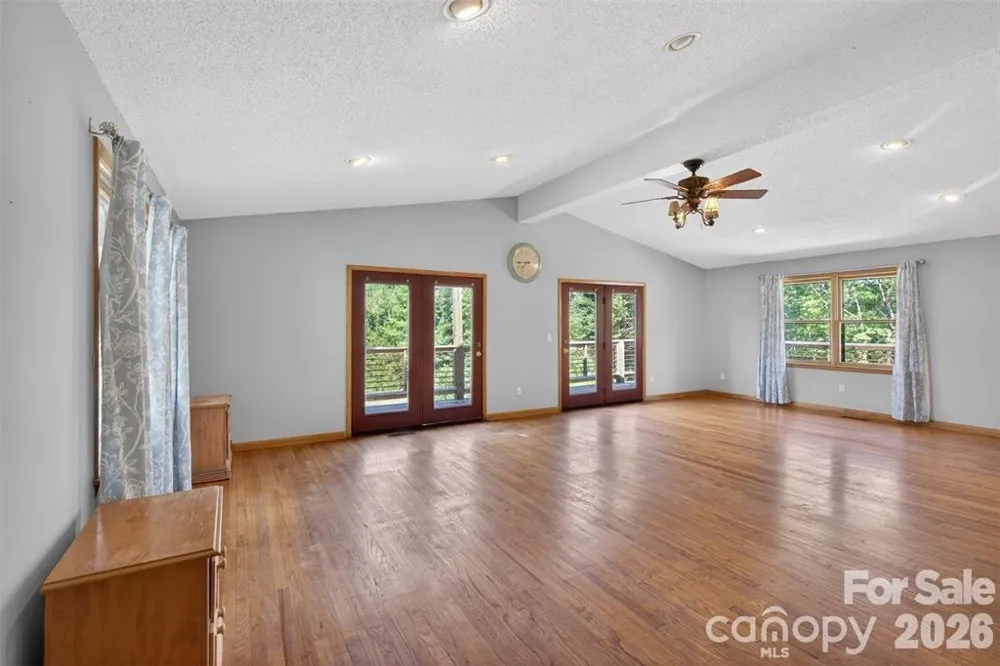 66 Misery Ridge Trail Mill Spring, NC 28756