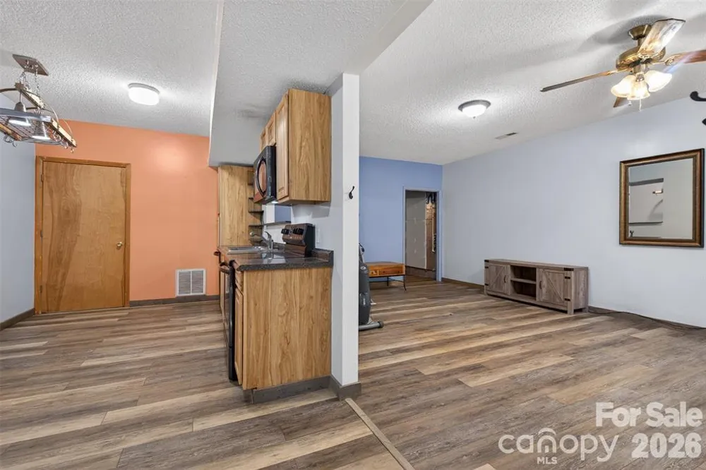66 Misery Ridge Trail Mill Spring, NC 28756