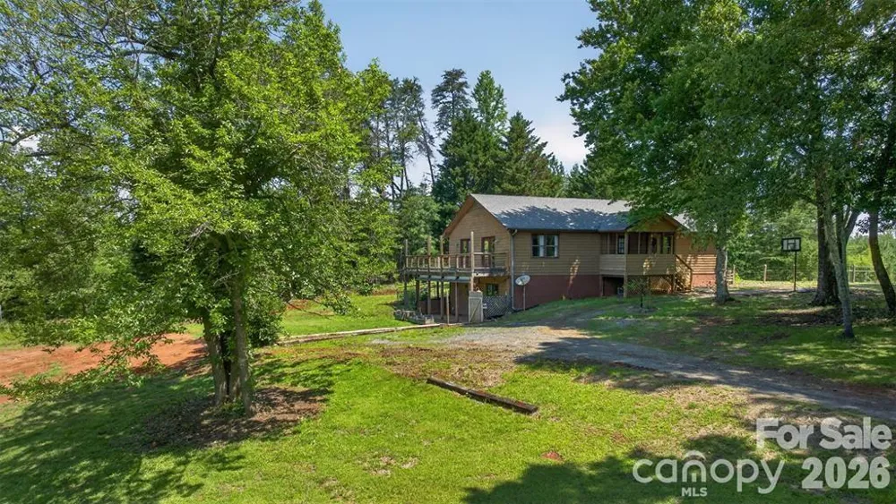 66 Misery Ridge Trail Mill Spring, NC 28756