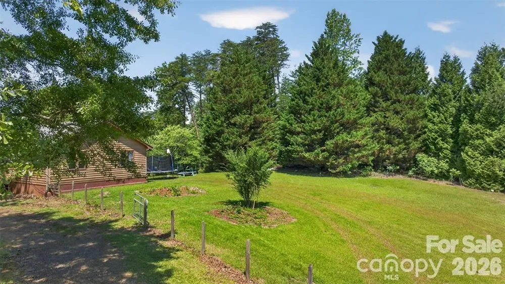 66 Misery Ridge Trail Mill Spring, NC 28756