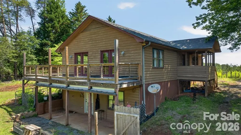 66 Misery Ridge Trail Mill Spring, NC 28756